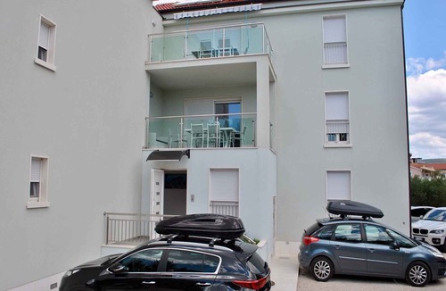 Rogoznica Apartment | Holiday apartment With air conditioning and sea views