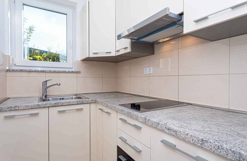 Jurandvor Apartment | Holiday apartment with air conditioning and Wi-Fi