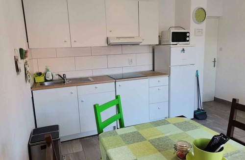 Baska Apartment | Holiday apartment with air conditioning and large balcony