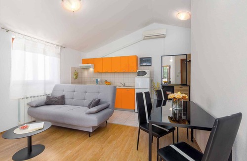 Spadici Apartment | Holiday apartment with air conditioning and WLAN