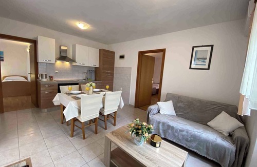 Silo Apartment | Holiday apartment with air conditioning and barbecue