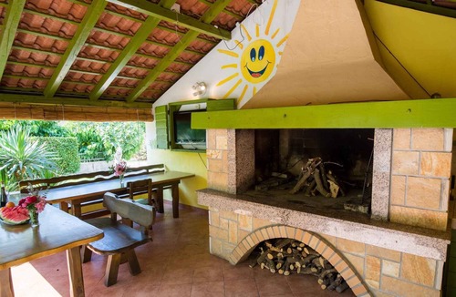 Klek Apartment | Holiday apartment with air conditioning and TV