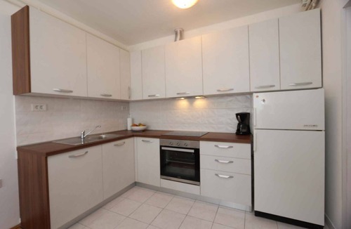 Silo Apartment | Holiday apartment with balcony and sea view