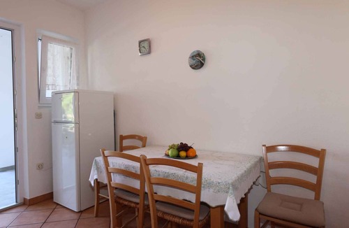 Silo Apartment | Holiday apartment with balcony and air conditioning