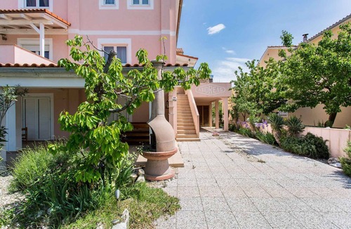 Silo Apartment | Holiday apartment with balcony