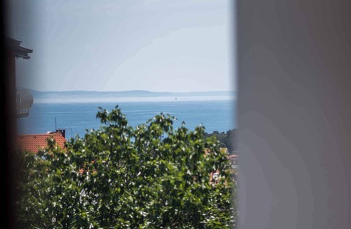Krk Apartment | Holiday apartment with balcony