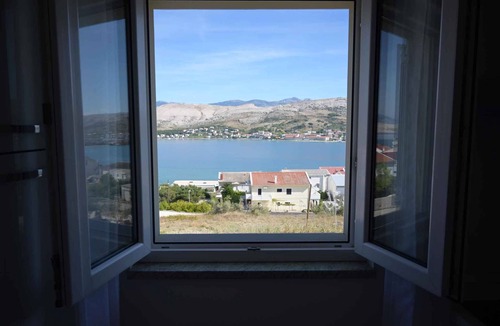 Pag Apartment | Holiday apartment with balcony and sea view