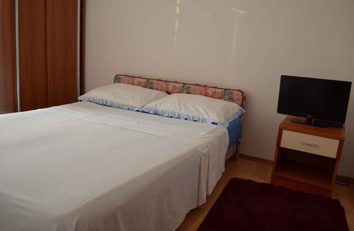 Vodice Apartment | Holiday apartment with balcony and air conditioning