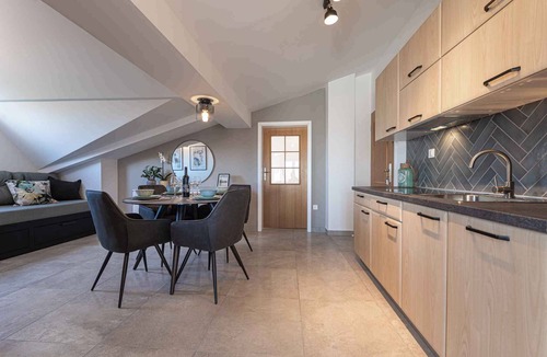 Silo Apartment | Holiday apartment with barbecue facilities and pool