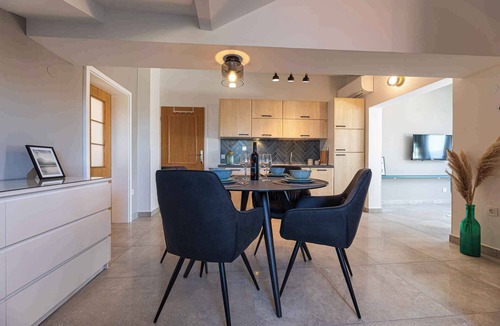 Silo Apartment | Holiday apartment with barbecue facilities and pool
