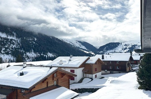 Sedrun House | Holiday apartment with 3 bedrooms