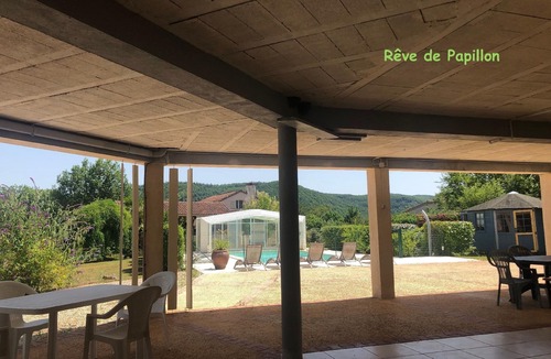 Saint-Gery Apartment | Holiday apartment with pool