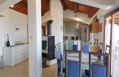Opric Apartment | Holiday apartment with gorgeous sea view