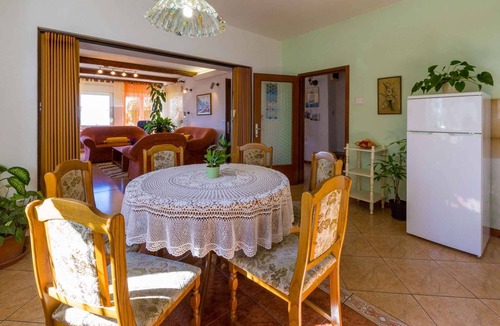 Dramalj Apartment | Holiday apartment with air conditioning and terrace