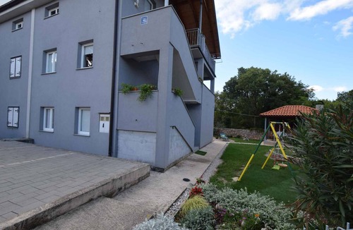 Gabonjin Apartment | Holiday apartment with balcony and internet access