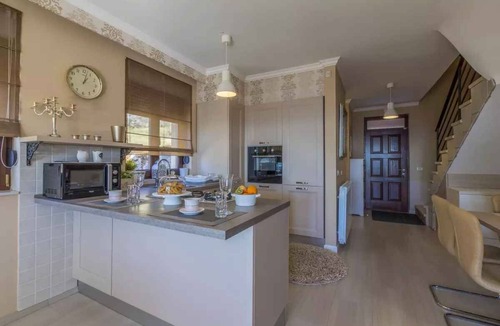 Hreljin Apartment | Holiday apartment with swimming pool and barbecue
