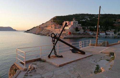 Jablanac Apartment | Holiday apartment with 15 sqm terrace