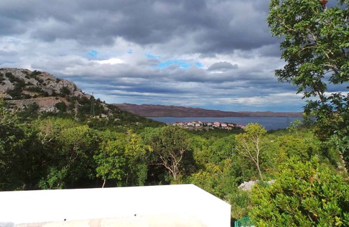 Karlobag Apartment | Holiday apartment with Internet access and barbecue