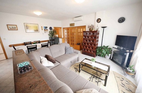 Knez Apartment | Holiday apartment with air conditioning