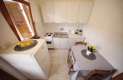 Knez Apartment | Holiday apartment with air conditioning