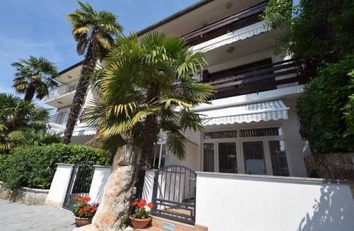 Milcetici Apartment | Holiday apartment with air conditioning and barbecue