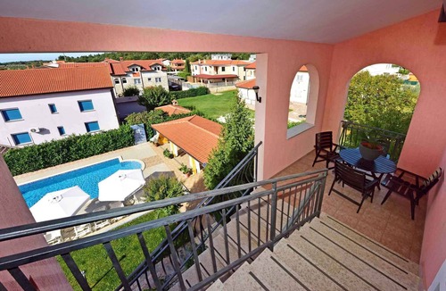 Dajla Apartment | Holiday apartment with outdoor pool