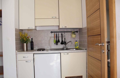 Verunic Apartment | Holiday apartment with air conditioning and balcony