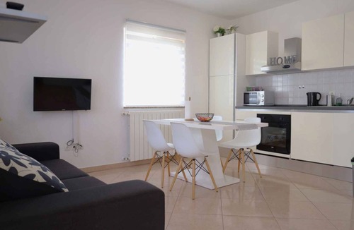 Murine Apartment | Holiday apartment with internet, air conditioning, terrace in a quiet location
