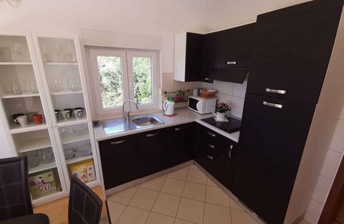 Selce Apartment | Holiday apartment with modern furniture and air conditioning