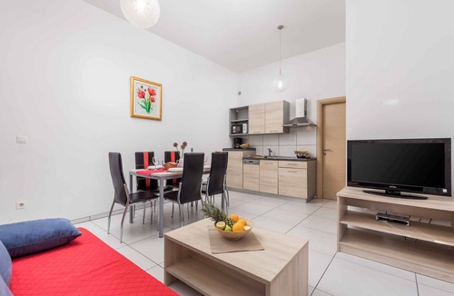 Silo Apartment | Holiday apartment with pool