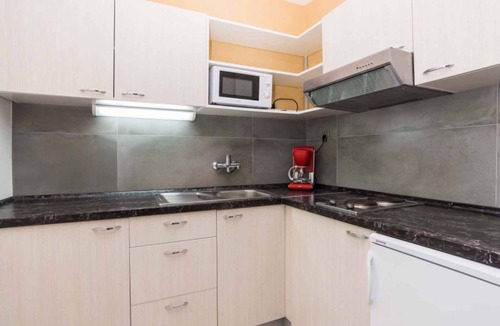Monterol Apartment | Holiday apartment with pool