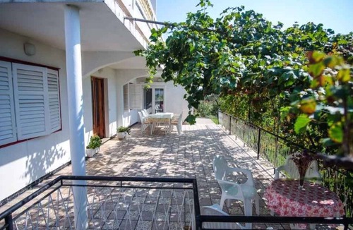 Barbat na Rabu Apartment | Holiday apartment with terrace and air conditioning