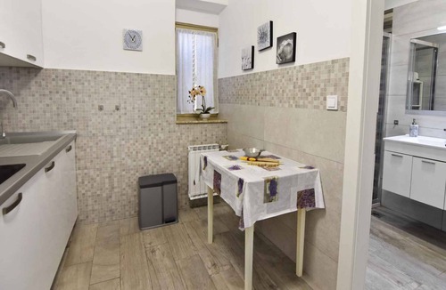 Murine Apartment | Holiday apartment with two bathrooms and two air conditioners