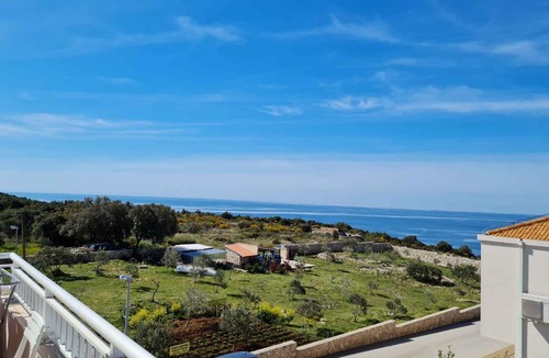Popovici Apartment | Holiday apartment With terrace and air conditioning