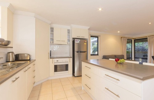 Surfside House | Holiday Beauty in Surfside