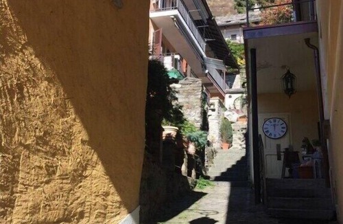 Brione sopra Minusio House | Holiday cottage “Auf Burg”