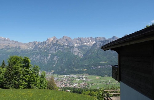 Flums Ski Chalet | Holiday cottage Burdi