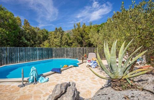 Cajkovica House | Holiday Cottage Antiq