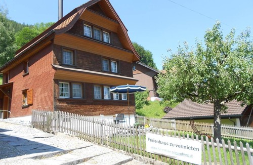 Atzmaennig House | Holiday cottage Apfelbaum in Krinau