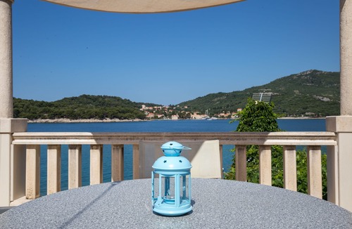Zaton House | Holiday Dream House Legosi