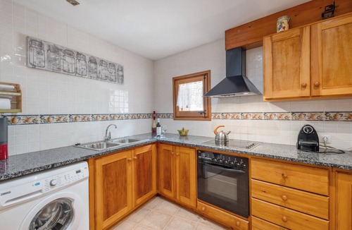 Ribes De Freser House | Holiday Home 'Cal Andreu' with Mountain Views, Private Garden and Wi-Fi