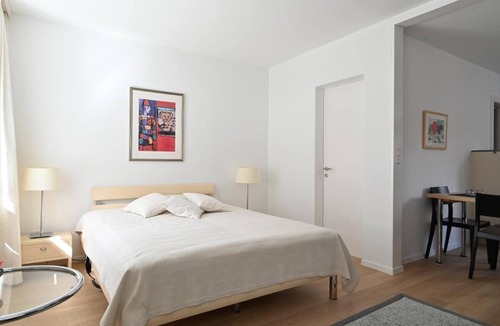 Samedan Apartment | Holiday flat "Crasta 4" with WLAN