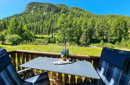 Pontresina Apartment | Holiday flat Curtins18