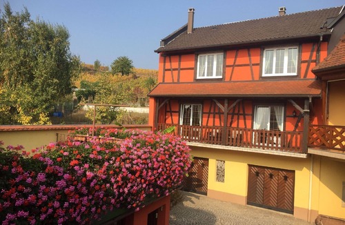 Itterswiller House | Holiday flat "Haydi" with terrace