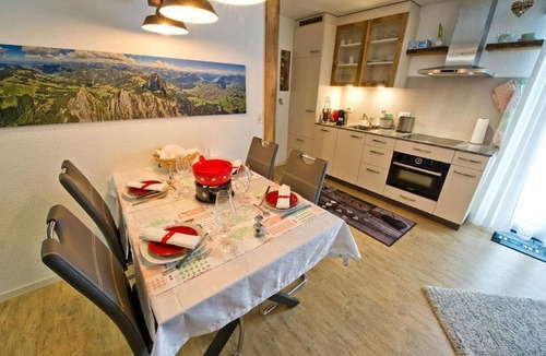 Sattel House | Holiday flat "S'Edelweiss" with mountain view