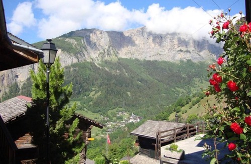 Albinen Apartment | Holiday flat Wärschu