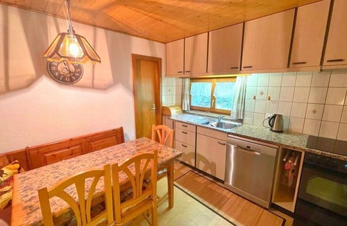 Poschiavo Apartment | Holiday flat "Window on the grenn"