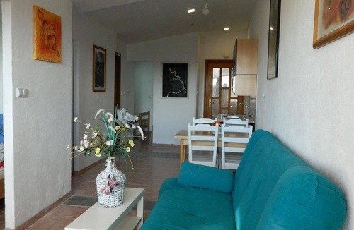 Jadrija Apartment | Holiday flat with a view of the water