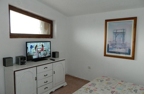 Jadrija Apartment | Holiday flat with a view of the water