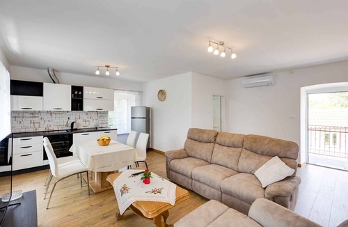 Rasopasno Apartment | Holiday flat with balcony